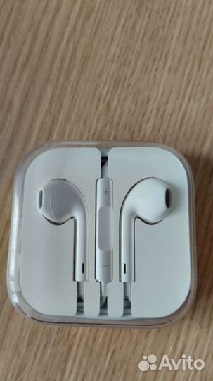 Наушники earpods