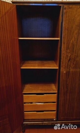 Шкаф из массива Венгрия