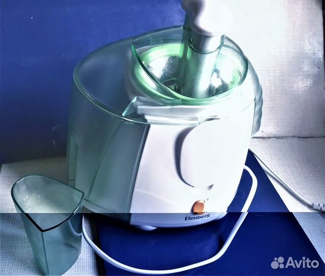 Соковыжималка электрическая 