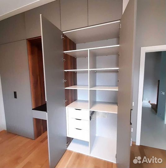 Современные шкафы купе на заказ