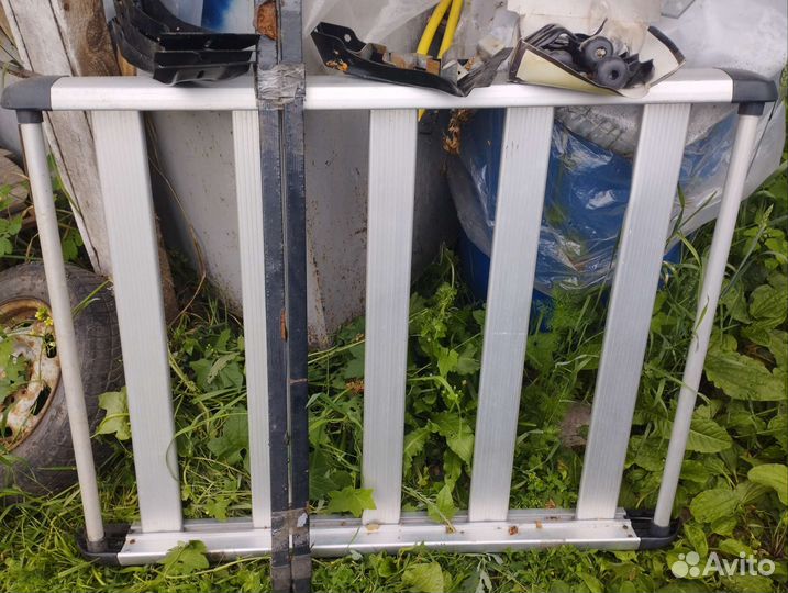 Автомобильный багажник