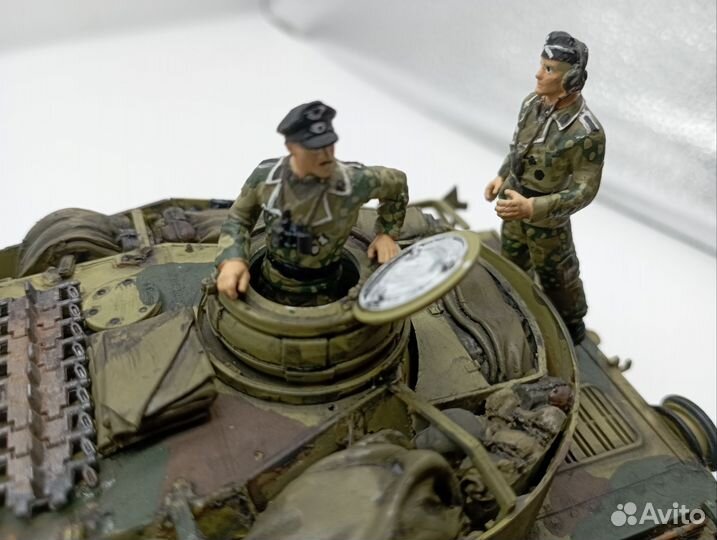 Модель танк pzkmpfw IV в масштабе 1:35