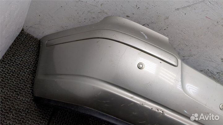 Бампер Toyota Avensis 2, 2005