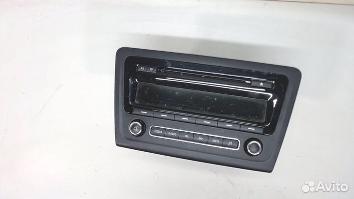 Магнитола Skoda Rapid, 2015