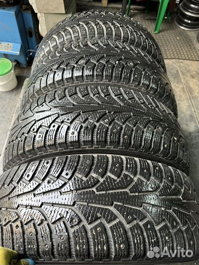 Nokian Tyres Hakkapeliitta 5 235/65 R17