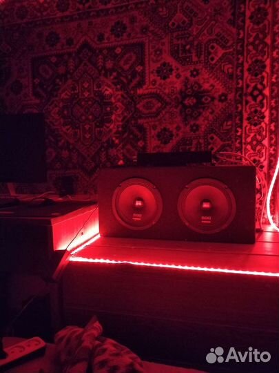 Колонка с усилителем