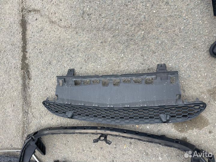 Продам бампер передний на GLE coupe