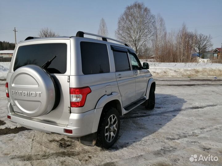 УАЗ Patriot 2.7 МТ, 2019, 123 000 км