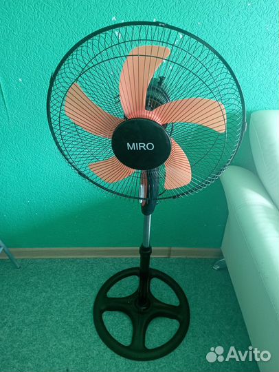 Вентилятор напольный новый