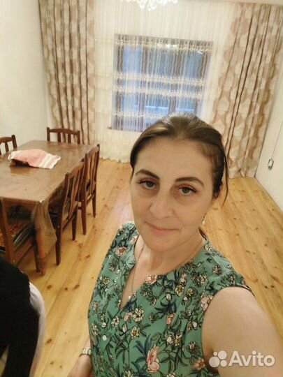 Работник торгового зала