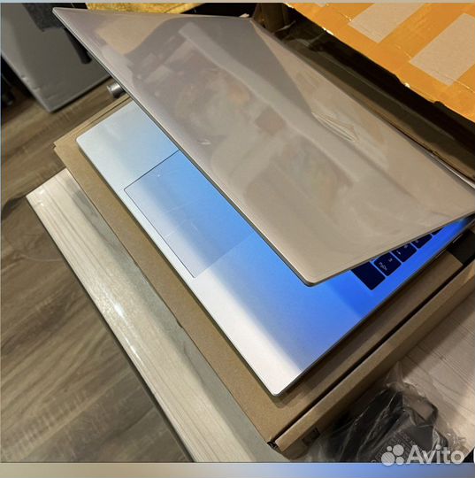 Ноутбук новый
