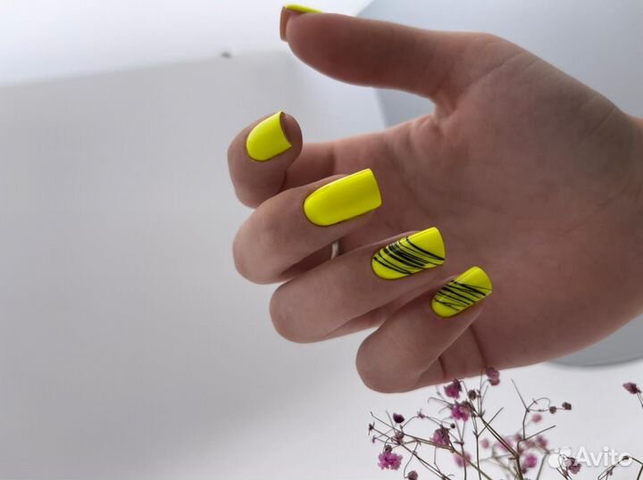 Мастер маникюра