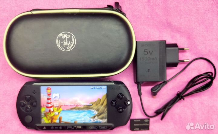 Sony PSP-E1008 Street