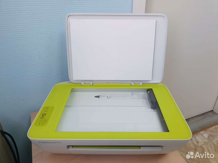 Цветной струйный мфу HP DeskJet 2135