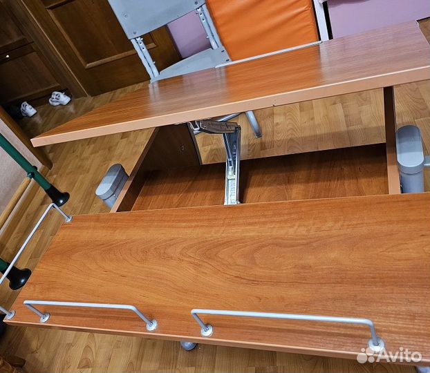 Детский стол и стул