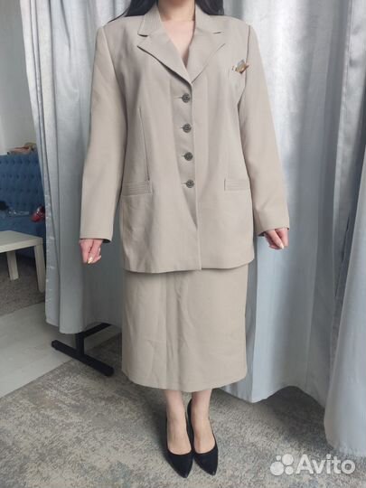 Костюм женский двойка с юбкой