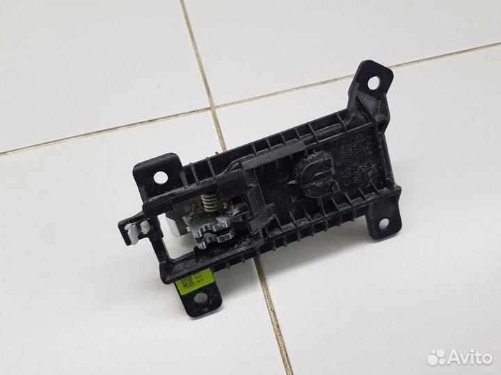 Ручка двери внутренняя передняя правая