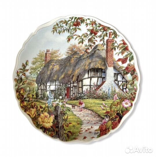 Настенные тарелки.Royal albert