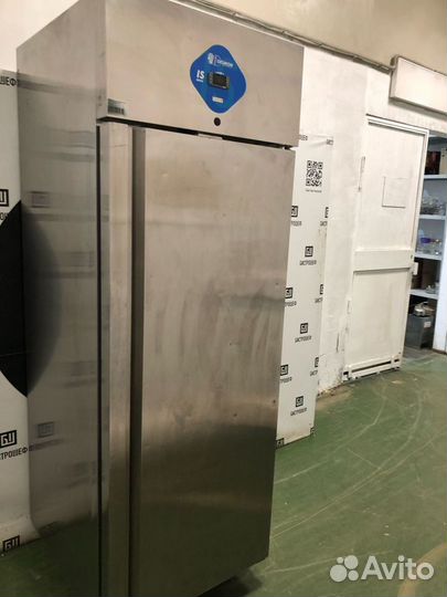 Морозильный шкаф Desmon ISB7