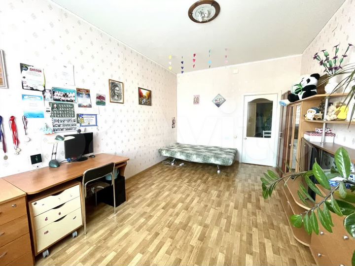 3-к. квартира, 94,6 м², 2/5 эт.