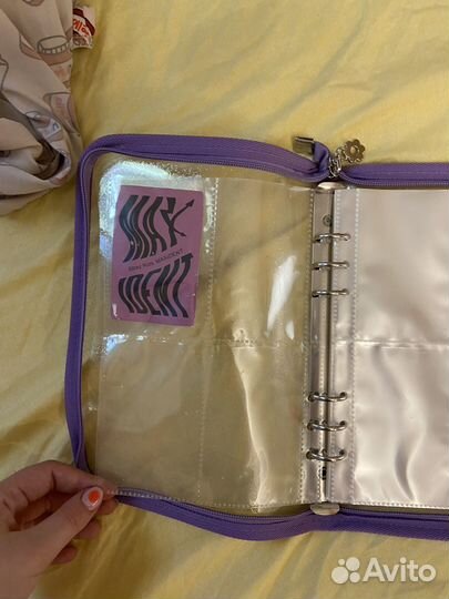 Альбом для коллекционных карточек