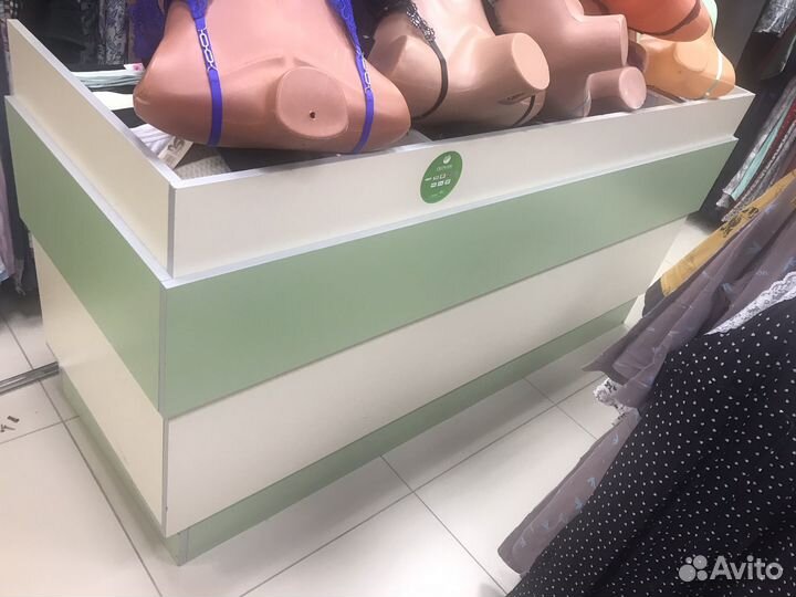 Продам стол