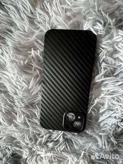 Чехол на iPhone 13