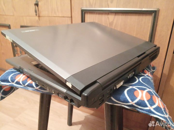 Ноутбук asus A6J