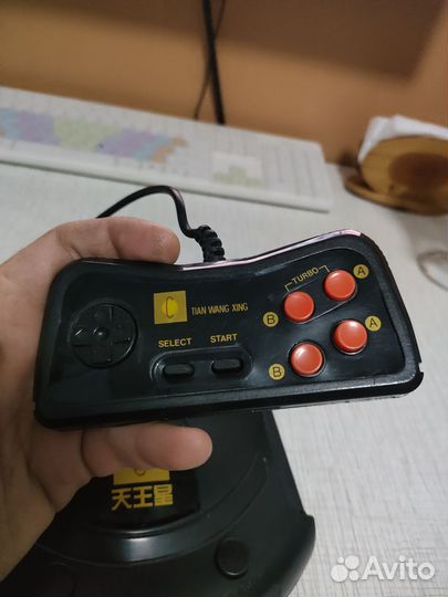 Игровая приставка Dendy
