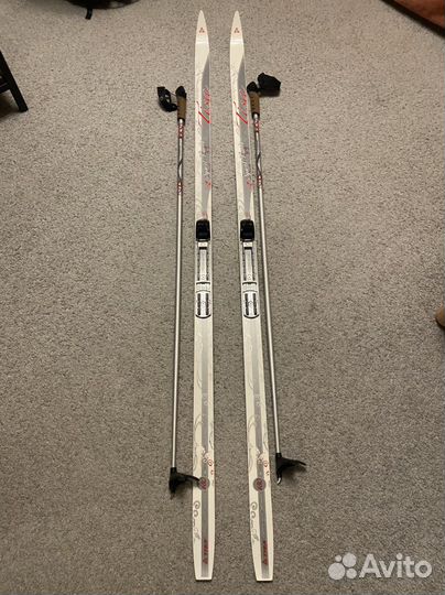 Беговые лыжи Tisa