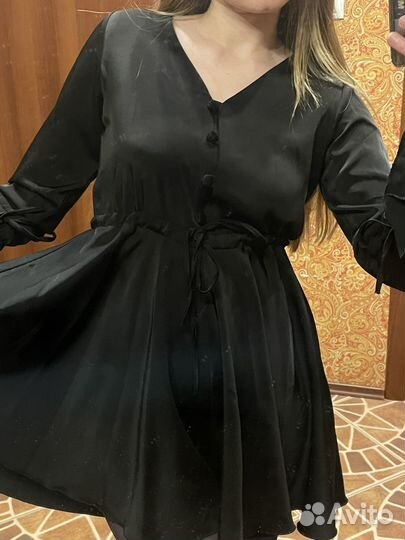 Платье черное