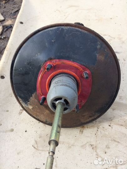 Вакуумный усилитель тормозов Форд Эскорт