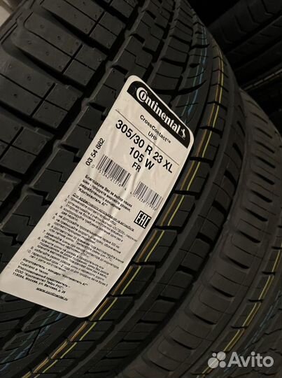 Continental ContiCrossContact UHP 305/30 R23 105W