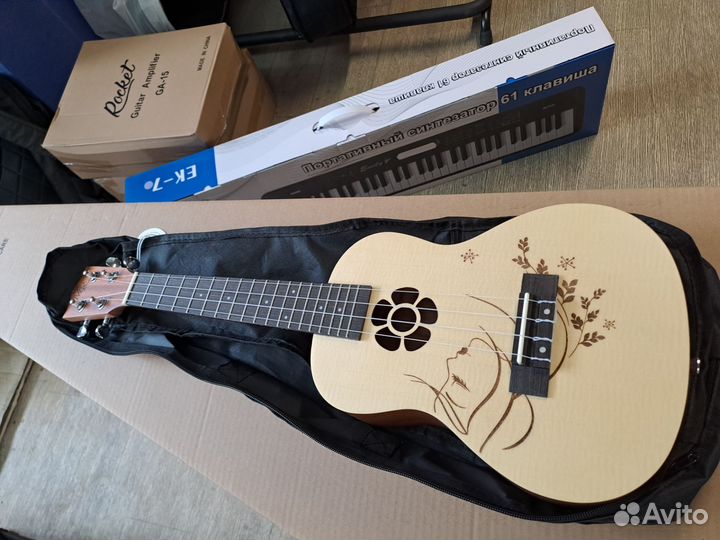 Укулеле концерт с рисунком