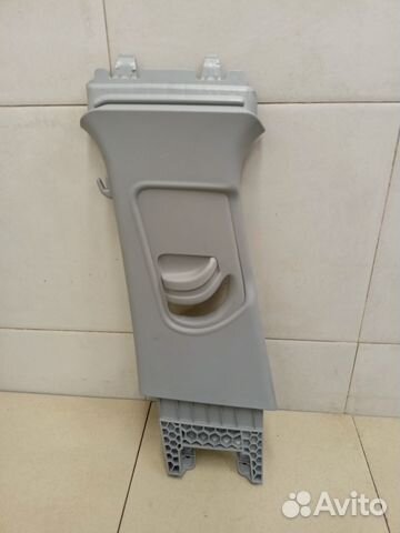 Обшивка стойки A1 2010