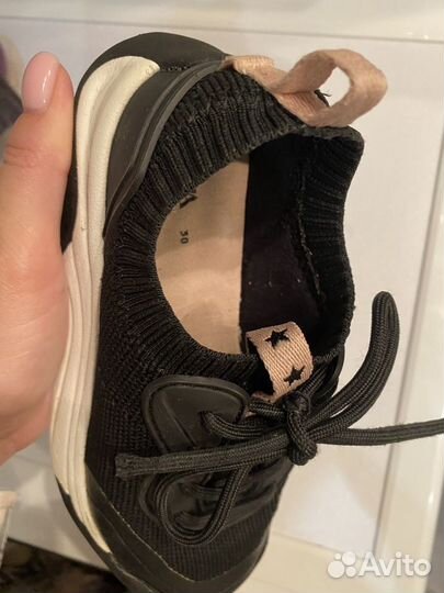Кроссовки Zara