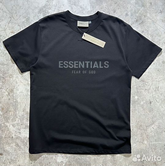 Футболка мужская Essentials