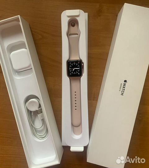 Часы apple watch series 3 42 mm