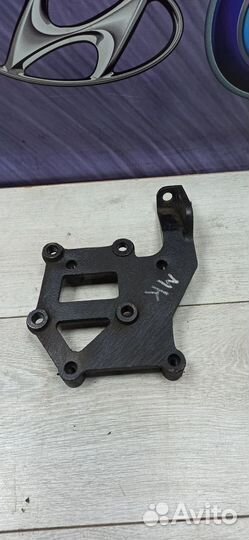 Кронштейн крепление навесного оборудования площадк