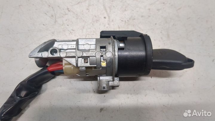 Замок зажигания Peugeot 406, 2001