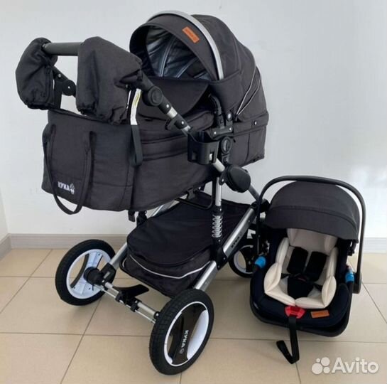 Коляска 3 в 1 с автолюлькой