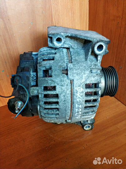Генератор Зафира В / Вектра С / Астра Г 2,2 бензин