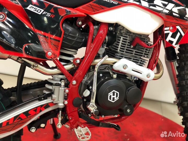 Мотоцикл эндуро Hasky F5 Racing 250 cc красный