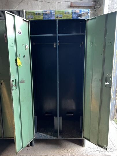 Металлический шкаф СССР