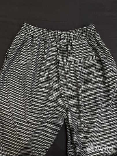 Женские брюки “Bershka” с принтом «Гусиная лапка»