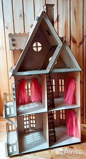 Домик кукольный с мебелью