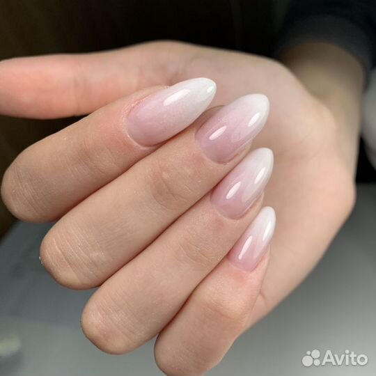 Маникюр и педикюр