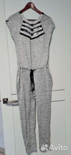 Комбинезон женский