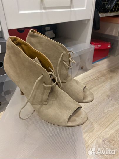 Обувь женская 38 размер