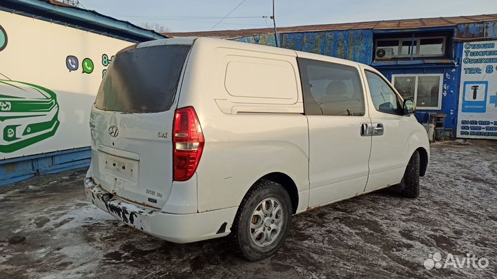 Трубка турбокомпрессора Hyundai H1/Grand Starex 282414A421 Отличное состояние